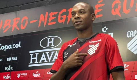 Fernadinho reforça Athletico Paranaense para temporada 2022