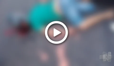 VÍDEO: ônibus passa por cima da cabeça de motoqueiro na Zona Norte de Manaus