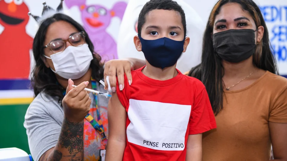 Covid-19: confira pontos de vacinação para adultos e crianças nesta quinta-feira, em Manaus