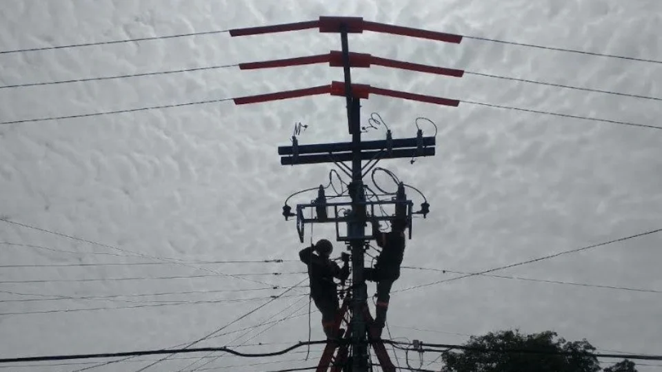 Amazonas Energia divulga listas de bairros onde fornecimento de luz será interrompido nesta semana em Manaus
