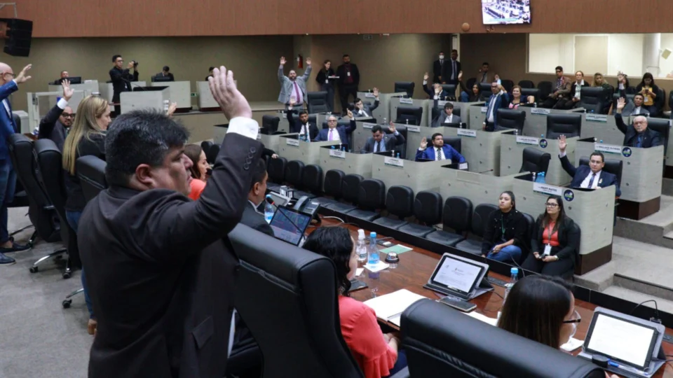 CMM aprova projeto de lei que reajusta salário dos conselheiros tutelares em Manaus