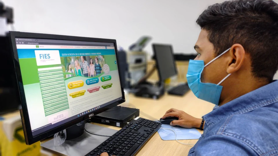 Fies 2022: terminam nesta sexta-feira inscrições para a 2ª edição
