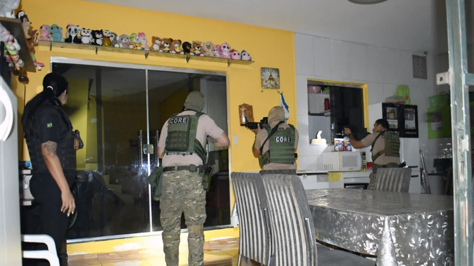 Empresário é preso suspeito de estuprar sobrinhas, em Manaus