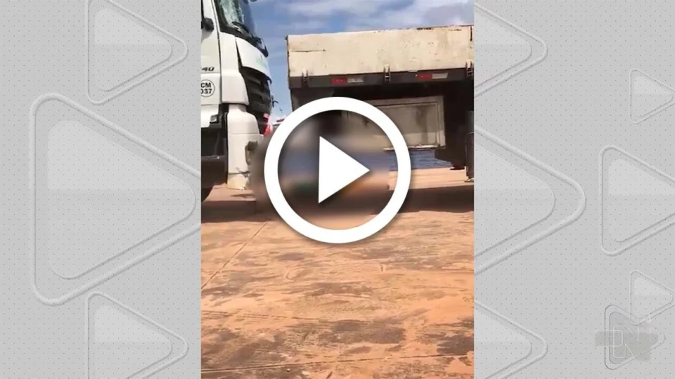 VÍDEO: homem tem cabeça esmagada por caminhões em porto no Educandos, em Manaus