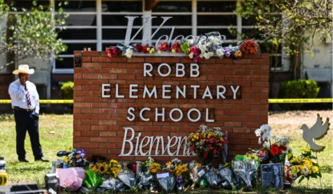 Massacre no Texas: menina de 11 anos diz que passou sangue pelo corpo para se fingir de morta