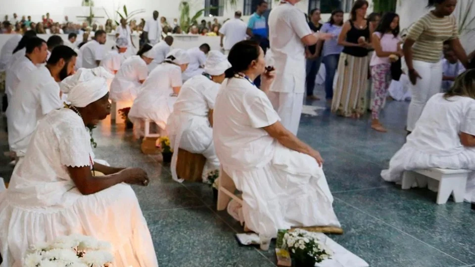 Mulher perde guarda da filha por levá-la a culto de umbanda em Minas Gerais