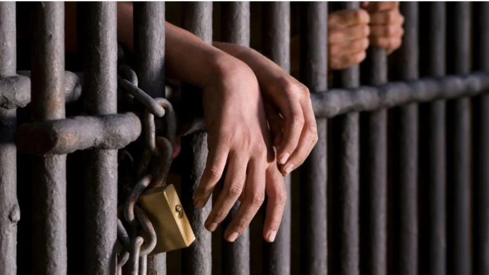 Câmara aprova PL que acaba com ‘saidinha’ temporária de presos