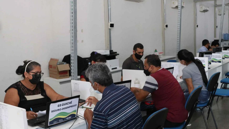 Sine Manaus e Sine Amazonas ofertam 351 vagas de emprego nesta quarta-feira