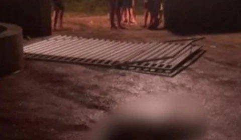 Após execução, menina de 2 anos fica agarrada ao corpo da avó até a chegada dos peritos, no Ceará