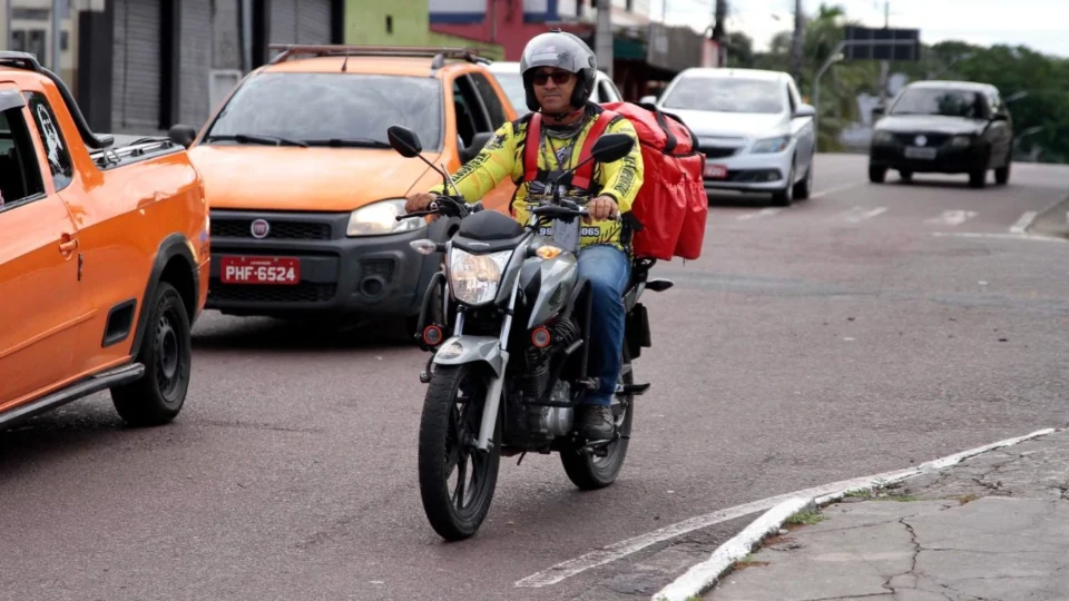 Lista dos contemplados no programa ‘Kit Pneus’ é divulgada, em Manaus; confira