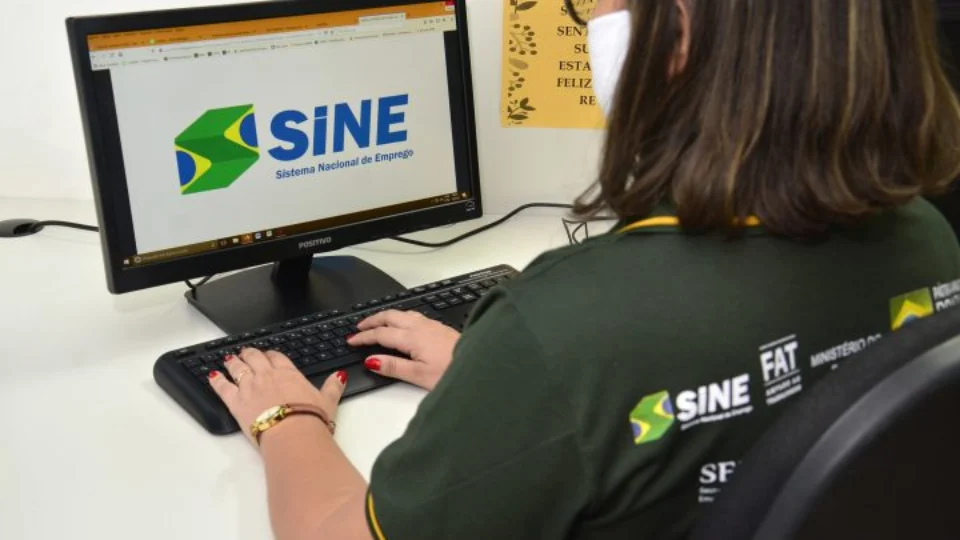 Sine Manaus e Sine Amazonas ofertam 326 vagas de emprego nesta sexta-feira