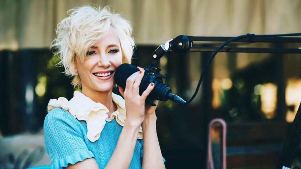 Restos mortais da atriz Anne Heche serão enterrados em Los Angeles