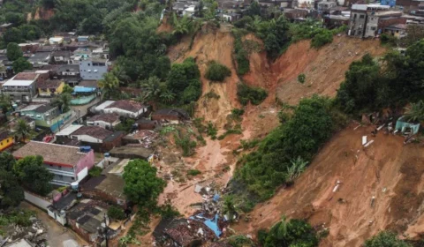Sobe para 91 número de mortos pelas chuvas no Grande Recife