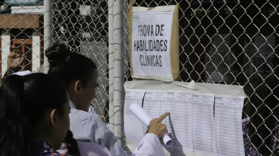 Inep divulga versão preliminar de gabarito do Revalida 2022/2