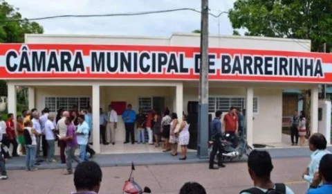 No AM, Câmara Municipal de Barreirinha autoriza reajuste salarial de até 100% para servidores