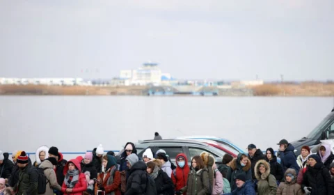 Kiev envia 45 ônibus para retirar civis de Mariupol nesta quinta-feira