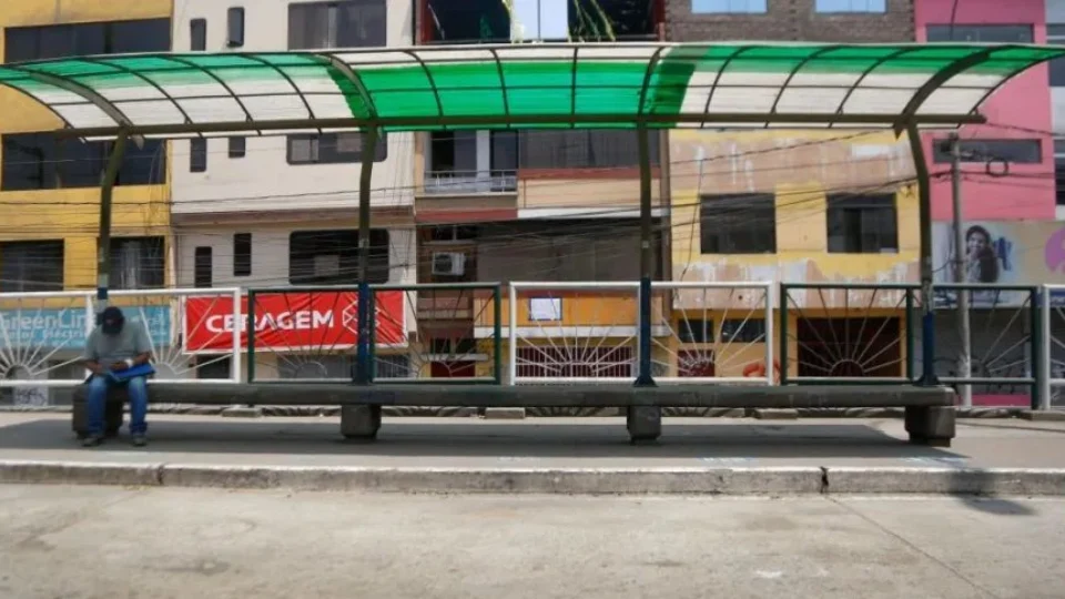 Peru deve revogar decreto de toque de recolher no país