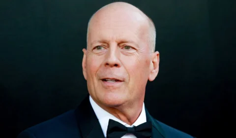 Bruce Willis é diagnosticado com afasia e se afasta da carreira, revela família