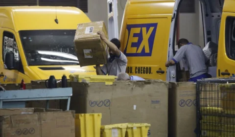 Correios realizam nesta terça-feira leilão de encomendas abandonadas