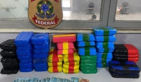 Mais de 50 quilos de drogas são apreendidas em embarcação no AM