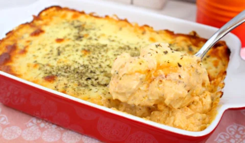 RECEITA FÁCIL: aprenda a fazer frango cremoso gratinado