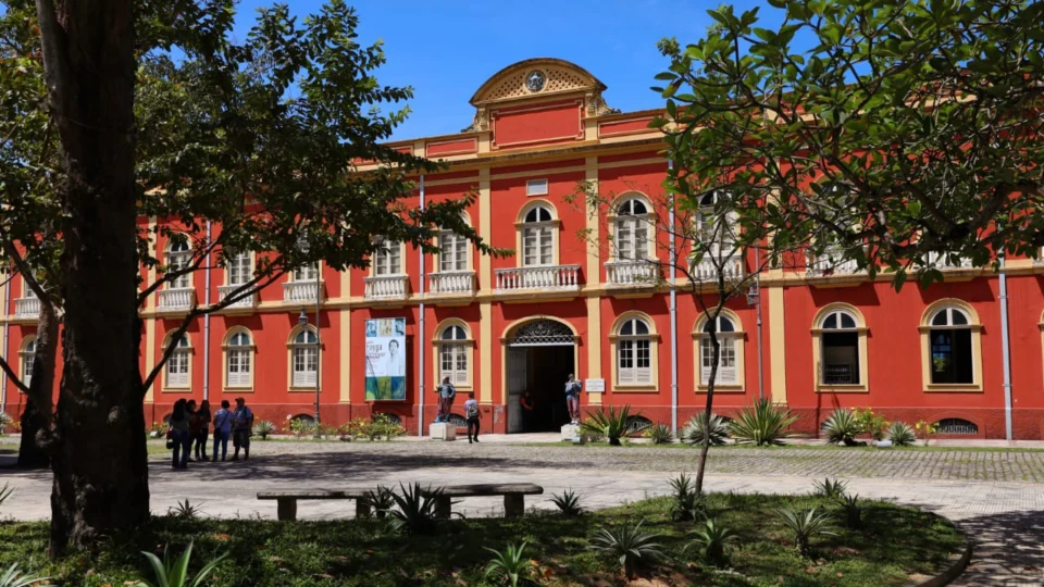 Circuito +Cultura realiza oficinas gratuitas de escrita criativa e de roteiro e direção, em Manaus