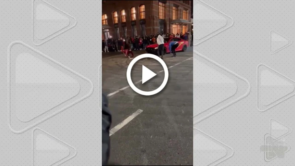 VÍDEO: jovem é atropelado por carro que fazia sequência de ‘zerinhos’ nos EUA