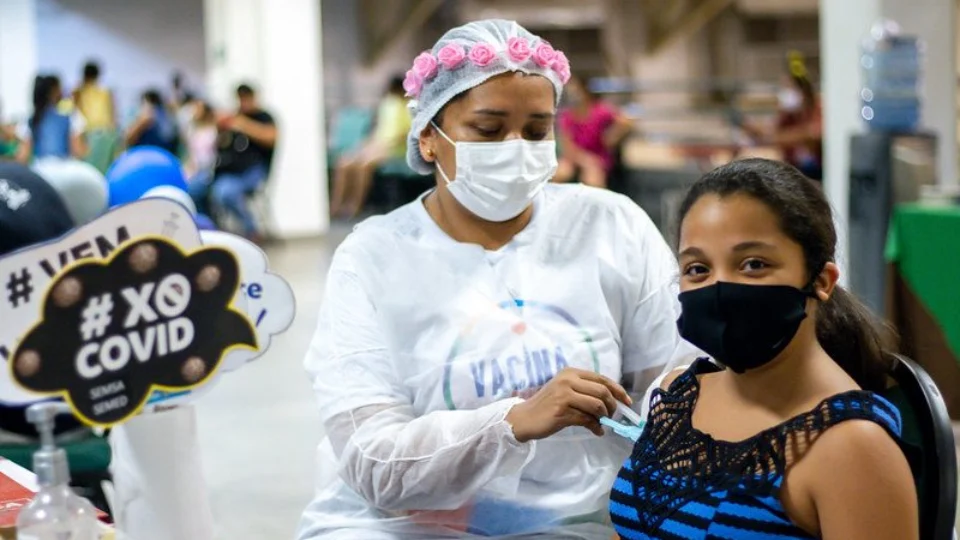 Manaus disponibiliza 12 pontos de vacinação contra Covid-19 neste sábado