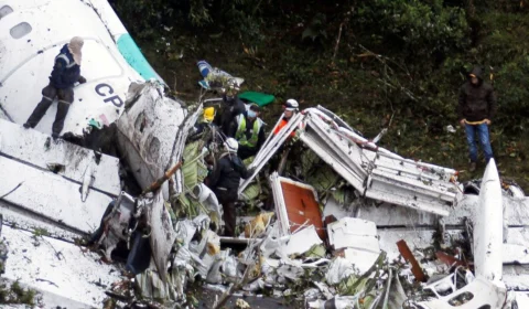Famílias das mais de 70 vítimas do acidente aéreo com avião da Chapecoense irão receber mais US$ 10 milhões de ‘fundo humanitário’
