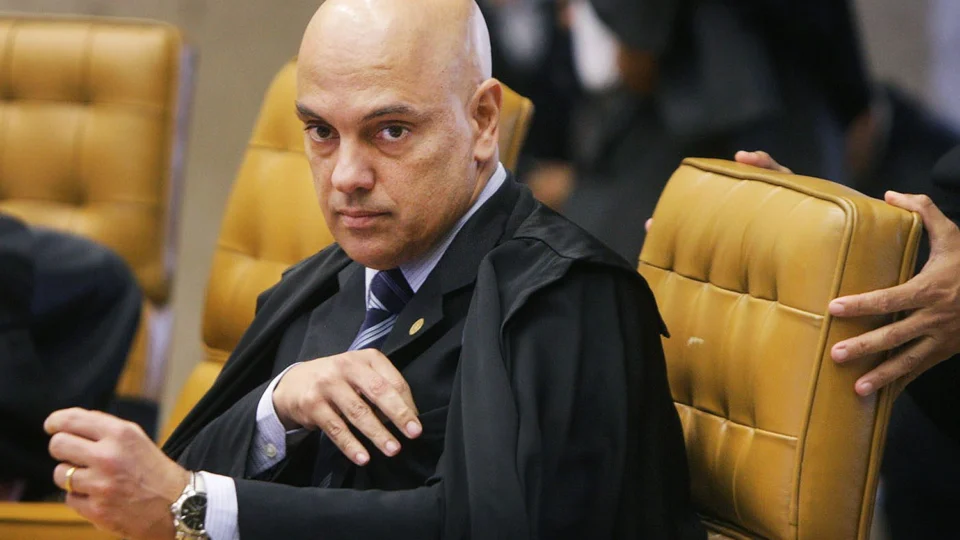 Alexandre de Moraes é eleito presidente do TSE