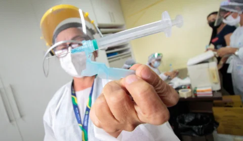 Covid-19: confira pontos de vacinação para adultos e crianças nesta sexta-feira, em Manaus