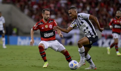 Separados por um ponto, Santos e Flamengo duelam pelo Brasileiro