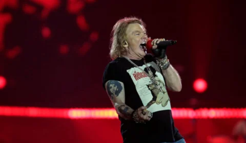 Banda Guns N’ Roses cancela show na Escócia após Axl Rose perder a voz