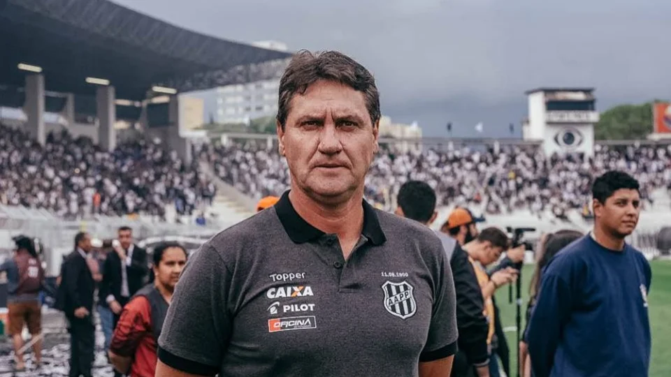 Manaus FC anuncia João Brigatti como novo treinador