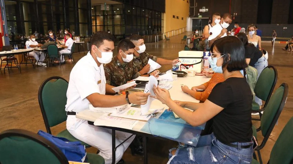 Covid: posto de vacinação no Studio 5 reabre nesta sexta-feira, em Manaus