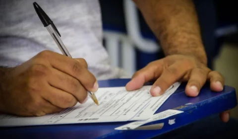 Brasil tem 17 concursos abertos com salários acima de R$ 33 mil; são 74 vagas em dois certames no AM