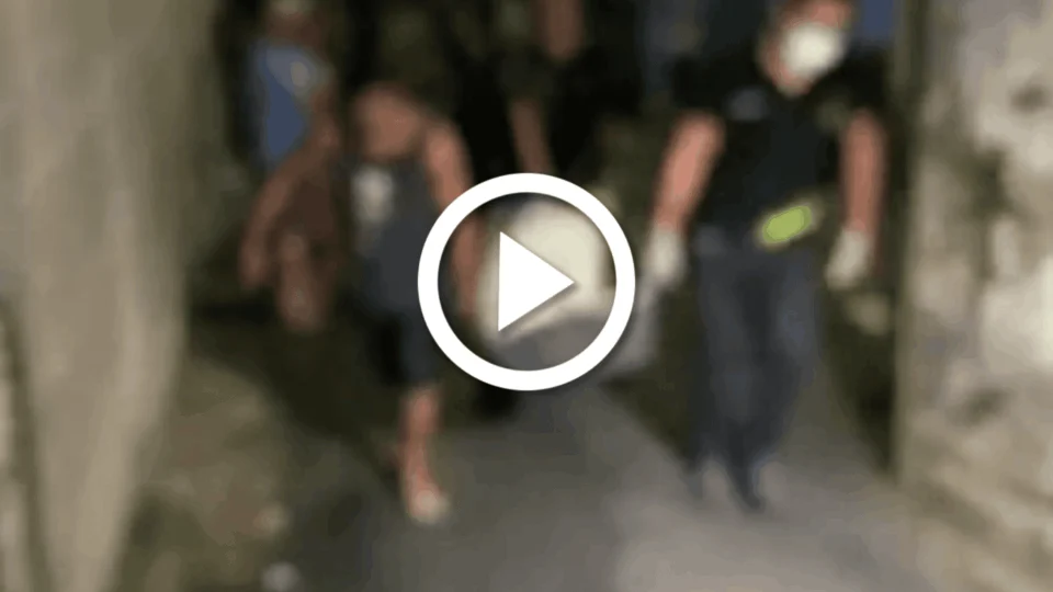 VÍDEO: homem é executado a tiros em beco na Compensa, em Manaus