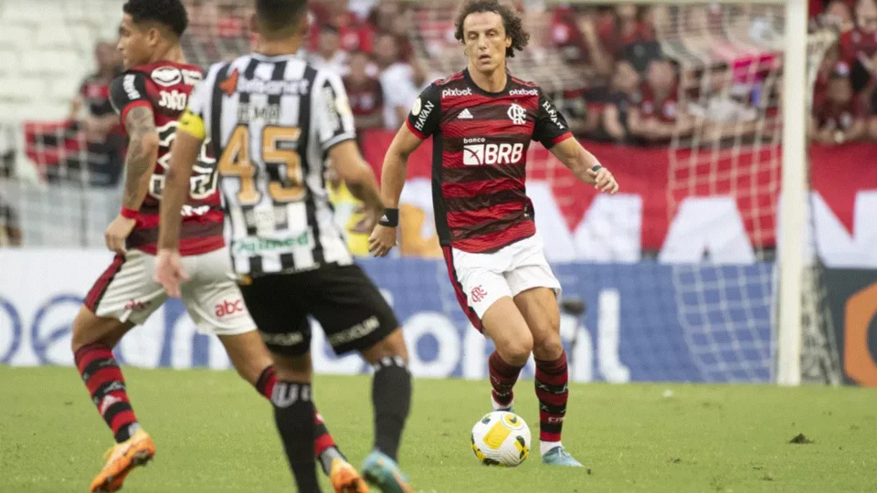 Precisando de um empate para avançar às oitavas, Mengão não terá David Luiz contra Universidad Católica pela Libertadores