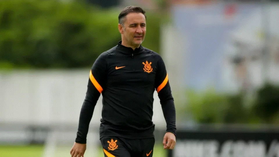 Corinthians joga desfalcado contra Boca Juniors pela fase de  grupos da Libertadores nesta terça, 26