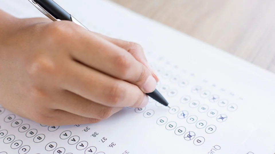 Concurso da PC-AM: prova objetiva e discursiva para delegado ocorre neste domingo