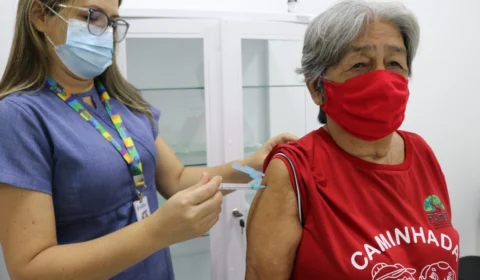 Policlínica da FUnATI promove o ‘Dia D’ de Multivacinação