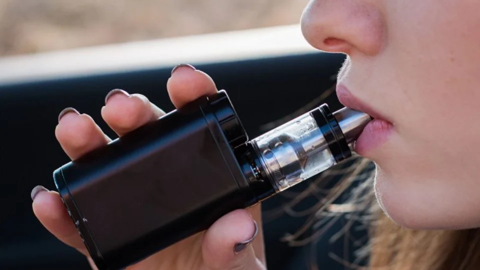 Anvisa mantém proibição de cigarro eletrônico no Brasil