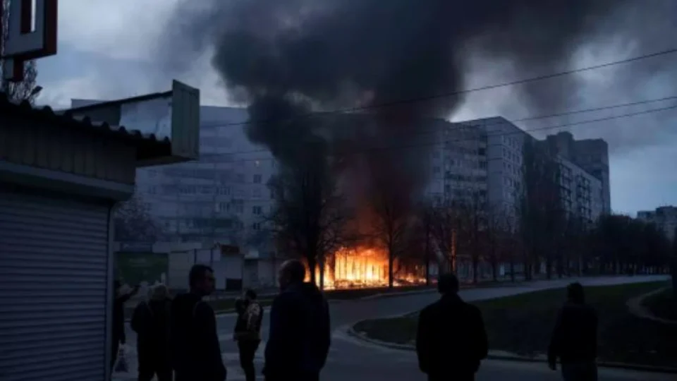 Prefeito de Kharkiv diz que bombardeio na cidade ucraniana deixou várias vítimas, incluindo uma criança