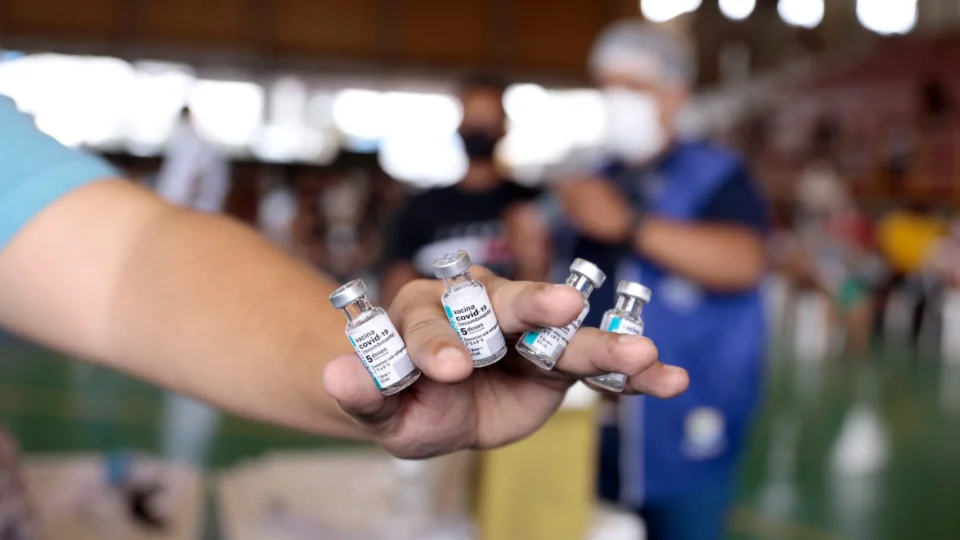 Covid-19: confira pontos de vacinação para adultos e crianças nesta sexta-feira, em Manaus