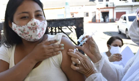Confira pontos de vacinação contra Covid-19 para adultos e crianças nesta quarta-feira