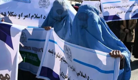 Talibã ordena que apresentadoras de programas televisivos cubram rosto quando estiverem no ar, no Afeganistão