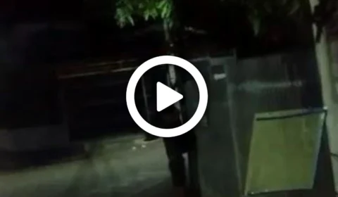 VÍDEO: morador filma momento em que homem tenta roubar fio e sofre descarga elétrica na Compensa, Zona Oeste de Manaus