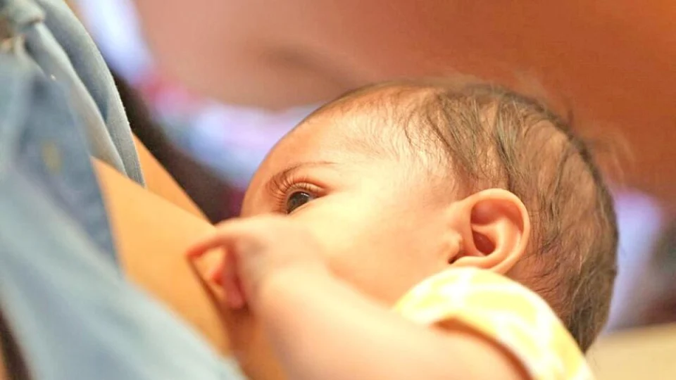 Projeto garante às lactantes direito de amamentar durante provas de concurso público