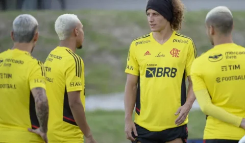 Bruno Henrique viaja, mas David Luiz é cortado dos relacionados que enfrentam Universidad Católica pela Libertadores