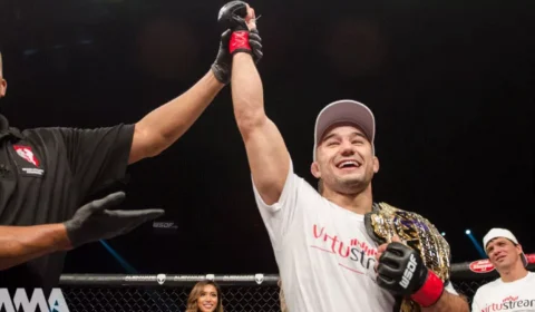 Marlon Moraes anuncia fim da carreira no MMA
